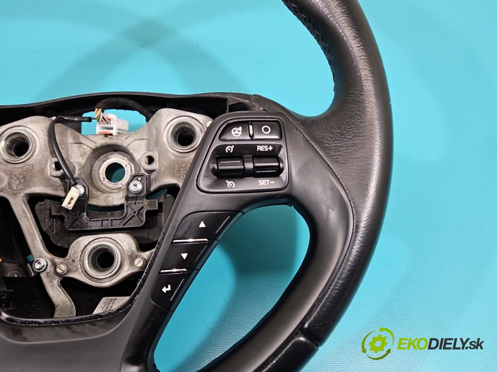 Kia Ceed II 2012-2018 1.6 CRDI 110 HP manual 81 kW 1582 cm3 5- volant 56110-A2555BWK (Volanty)