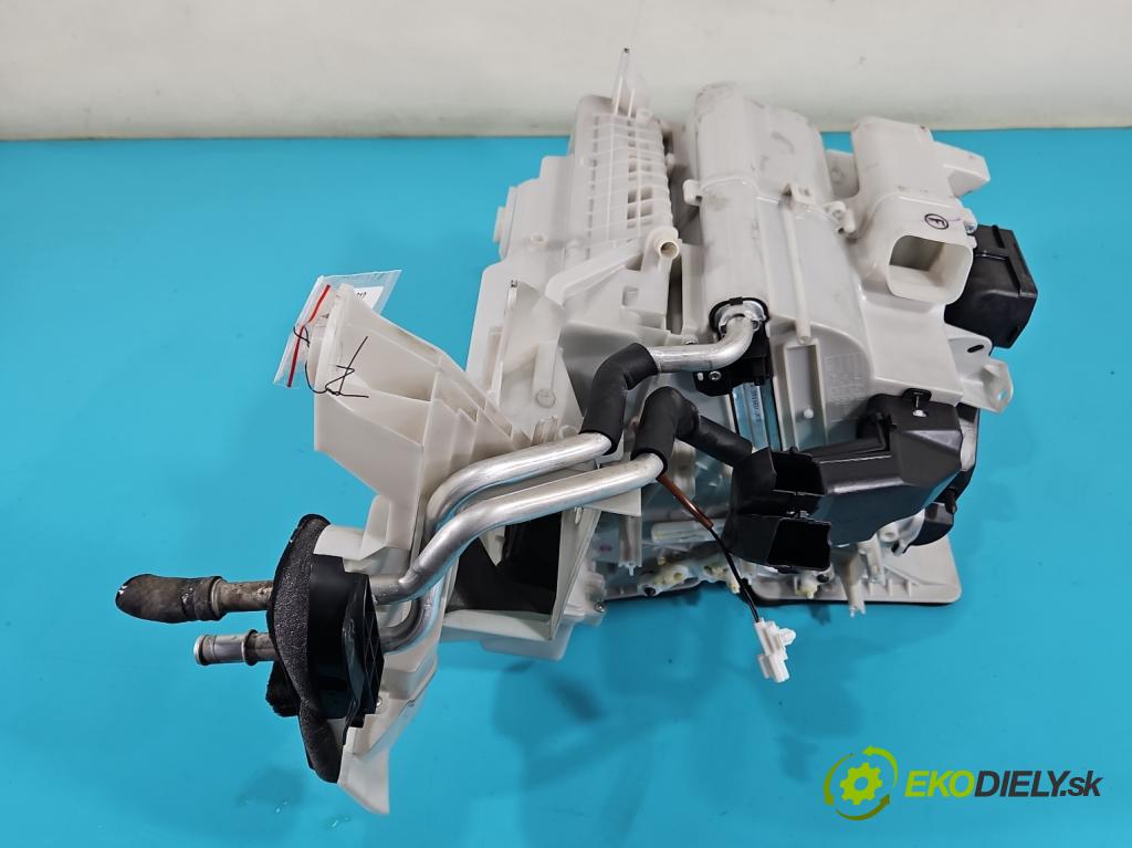 Mazda 6 III GJ 2012-2024 2.5 16V 192 HP automatic 141 kW 2488 cm3 4- radiator  (Radiátor kúrenia)