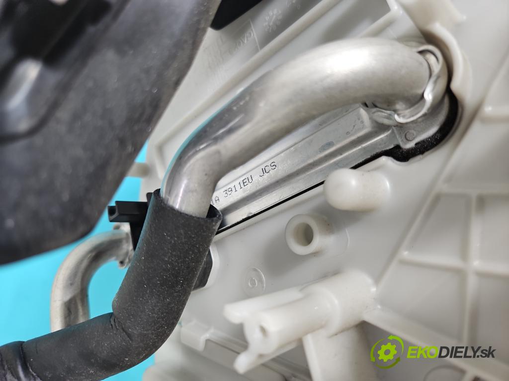 Mazda 6 III GJ 2012-2024 2.5 16V 192 HP automatic 141 kW 2488 cm3 4- radiator  (Radiátor kúrenia)