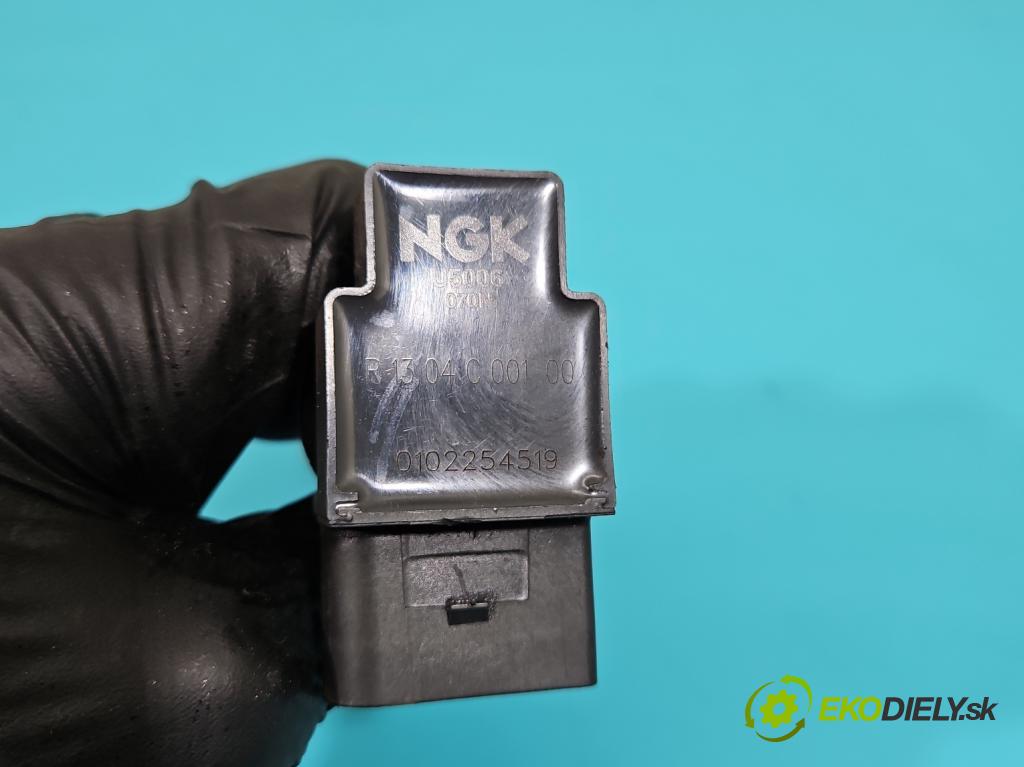 Vw Fox 1.2 (BMD) 54 HP manual 40 kW 1198 cm3 3- cievka zapaľovacia 1304C00100 (Zapaľovacie cievky, moduly)