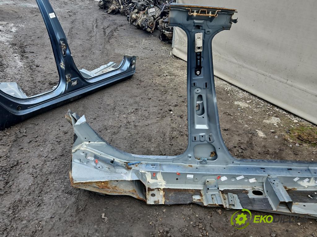 Mazda 6 III GJ 2013-2024 2.5 16V 192 hp automatic 141 kW 2488 cm3 4- práh levý (Ostatní)