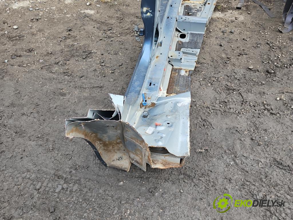 Mazda 6 III GJ 2013-2024 2.5 16V 192 hp automatic 141 kW 2488 cm3 4- práh levý (Ostatní)