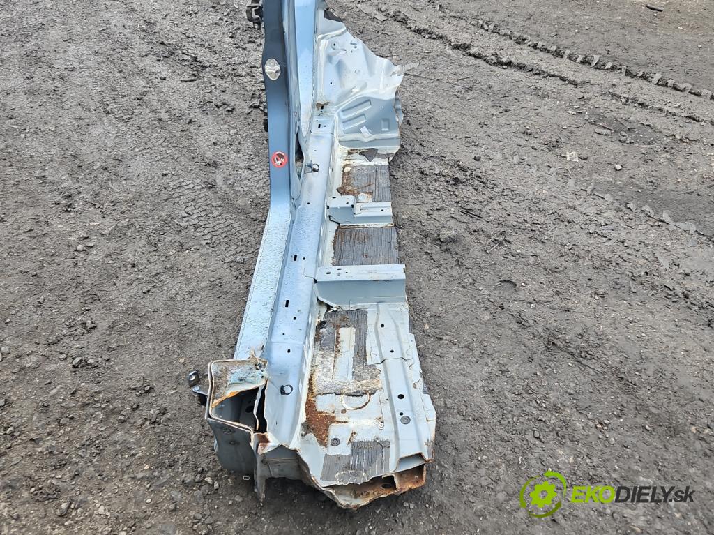 Mazda 6 III GJ 2013-2024 2.5 16V 192 hp automatic 141 kW 2488 cm3 4- práh pravý  (Ostatní)