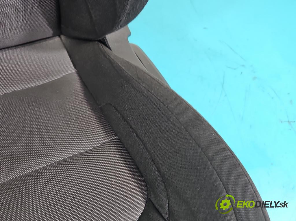 Kia Ceed II 2012-2018 1.6 CRDI 110 HP manual 81 kW 1582 cm3 5- Sedačka ľavý  (Sedačky, sedadlá)