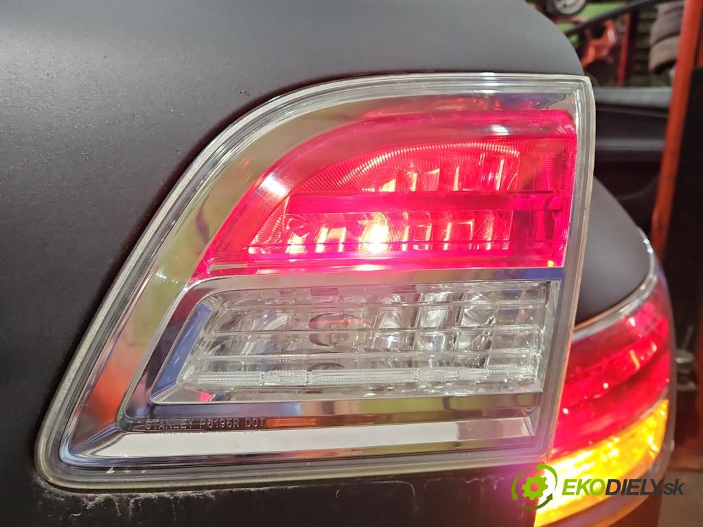 Mazda CX-9 3.7 V6 273KM: automatic 201 kW 3726 cm3 5- svetlo / reflektor zadné pravé P6195R (Kľučka dverí ostatné)