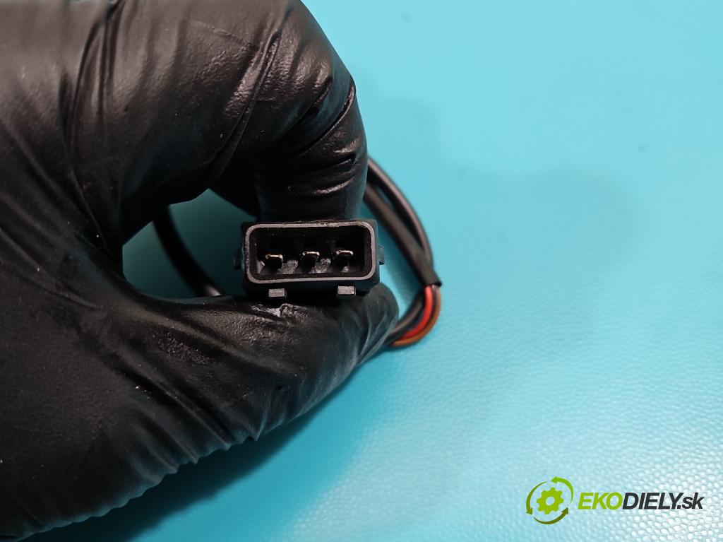 Vw Passat B3 1988-1993 1.8 90 HP manual 66 kW 1781 cm3 5- rukoväť predné ľavé mimo:  (Vonkajšie predné ľavé)