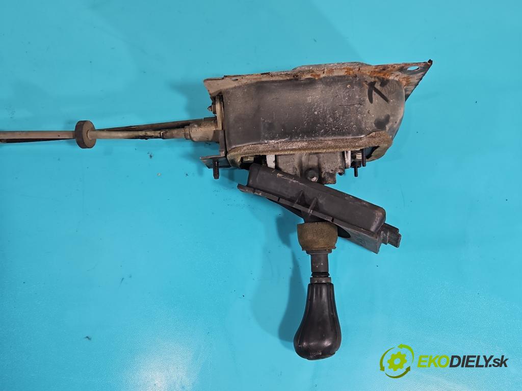 Vw Passat B3 1988-1993 1.9 td 75 HP manual 55 kW 1896 cm3 5- Páka: Změny: stupeň,rýchlosť  (Rýchlostná páka (kulisa))