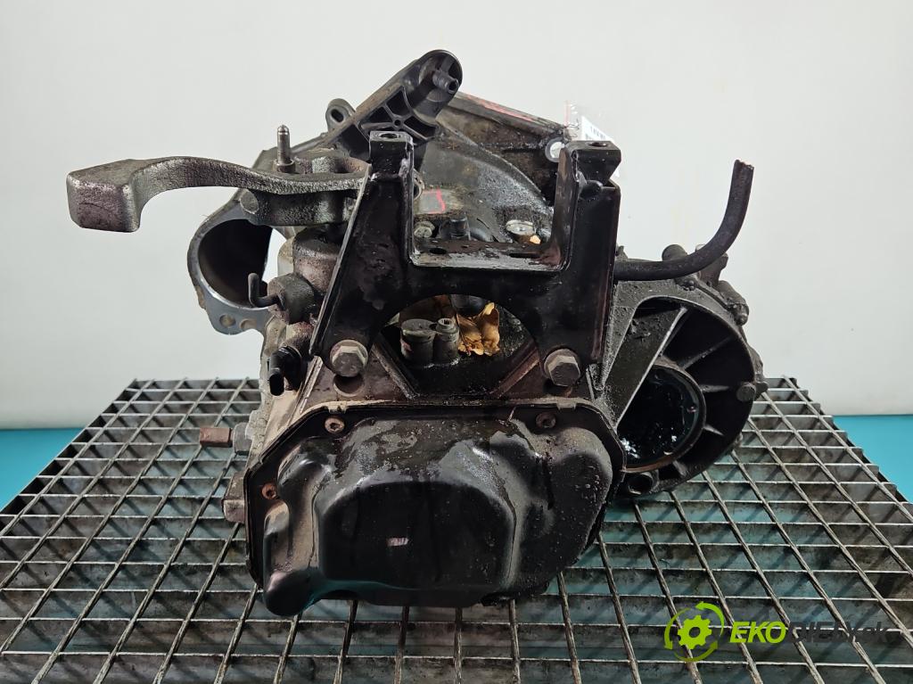 Vw Polo V 6R 2009-2017 1.2 16v 90 HP manual 66 kW 1197 cm3 5- prevodovka stupeň,rýchlosť manual PED