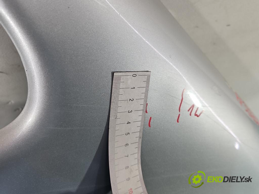 Citroen Xsara Picasso 2.0 HDI 90 hp manual 66 kW 1997 cm3 5- blatnik přední pravý  (Ostatné)