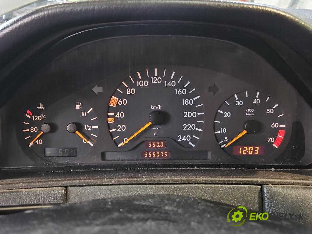 Mercedes E W210 1995-2002 2.0 136 HP manual 100 kW 1998 cm3 4- prístrojovka/ budíky A2105404947 (Prístrojové dosky, displeje)