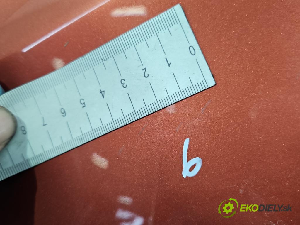 Nissan Note I 2006-2012 1.4 16V 88 HP manual 65 kW 1386 cm3 5- blatník predné ľavý  (Predné ľavé)