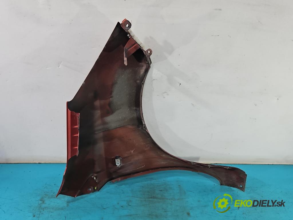 Nissan Note I 2006-2012 1.4 16V 88 HP manual 65 kW 1386 cm3 5- blatník predné ľavý  (Predné ľavé)