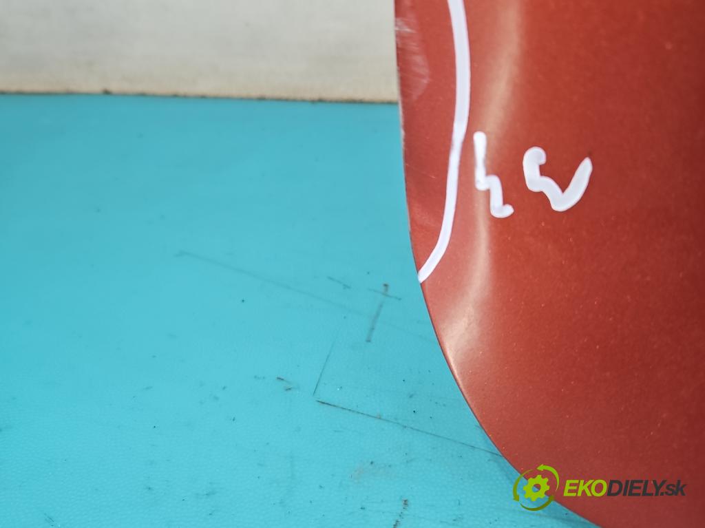 Nissan Note I 2006-2012 1.4 16V 88 hp manual 65 kW 1386 cm3 5- zadní kufrové dveře  (Zadní kapoty)