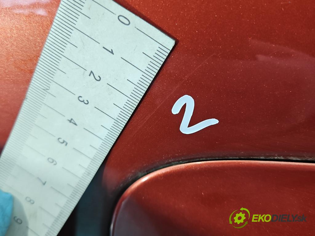 Nissan Note I 2006-2012 1.4 16V 88 hp manual 65 kW 1386 cm3 5- zadní kufrové dveře  (Zadní kapoty)