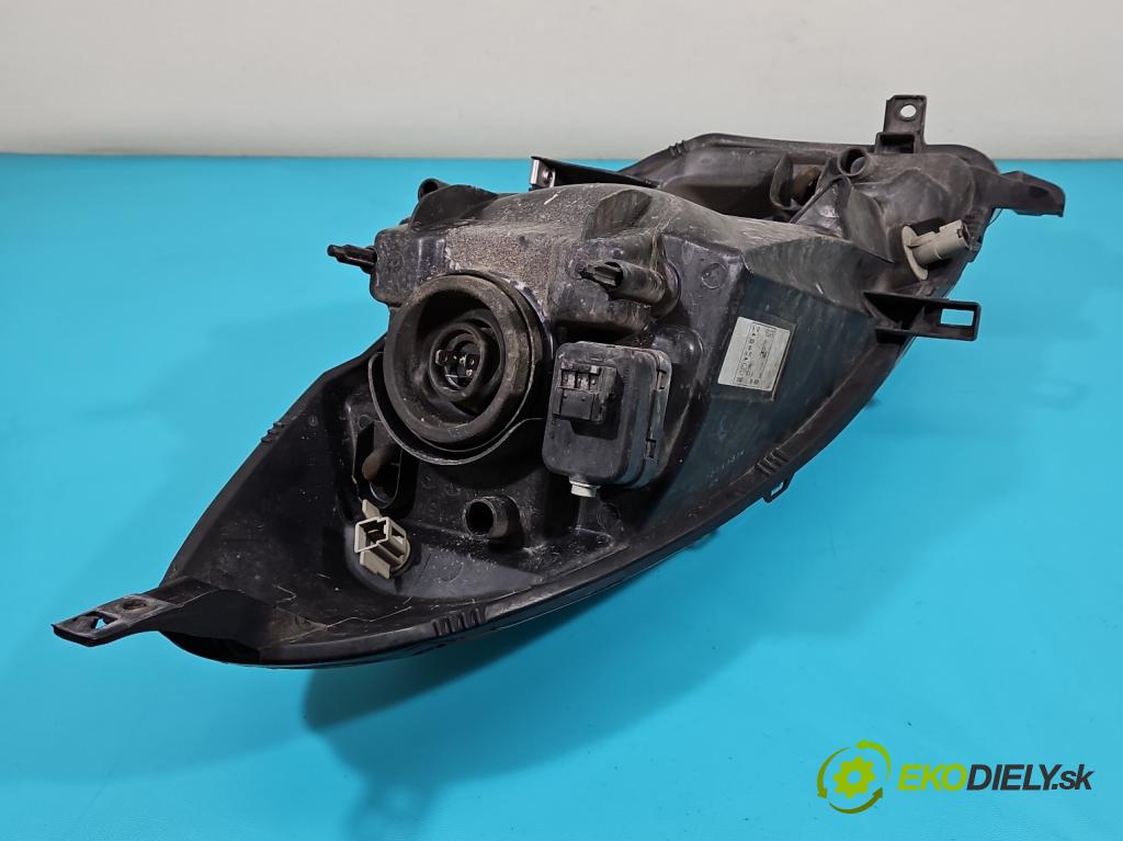 Nissan Note I 2006-2012 1.4 16V 88 HP manual 65 kW 1386 cm3 5- Reflektor: pravý (Pravé)