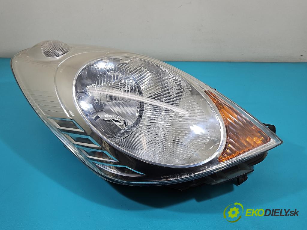 Nissan Note I 2006-2012 1.4 16V 88 HP manual 65 kW 1386 cm3 5- Reflektor: pravý  (Pravé)