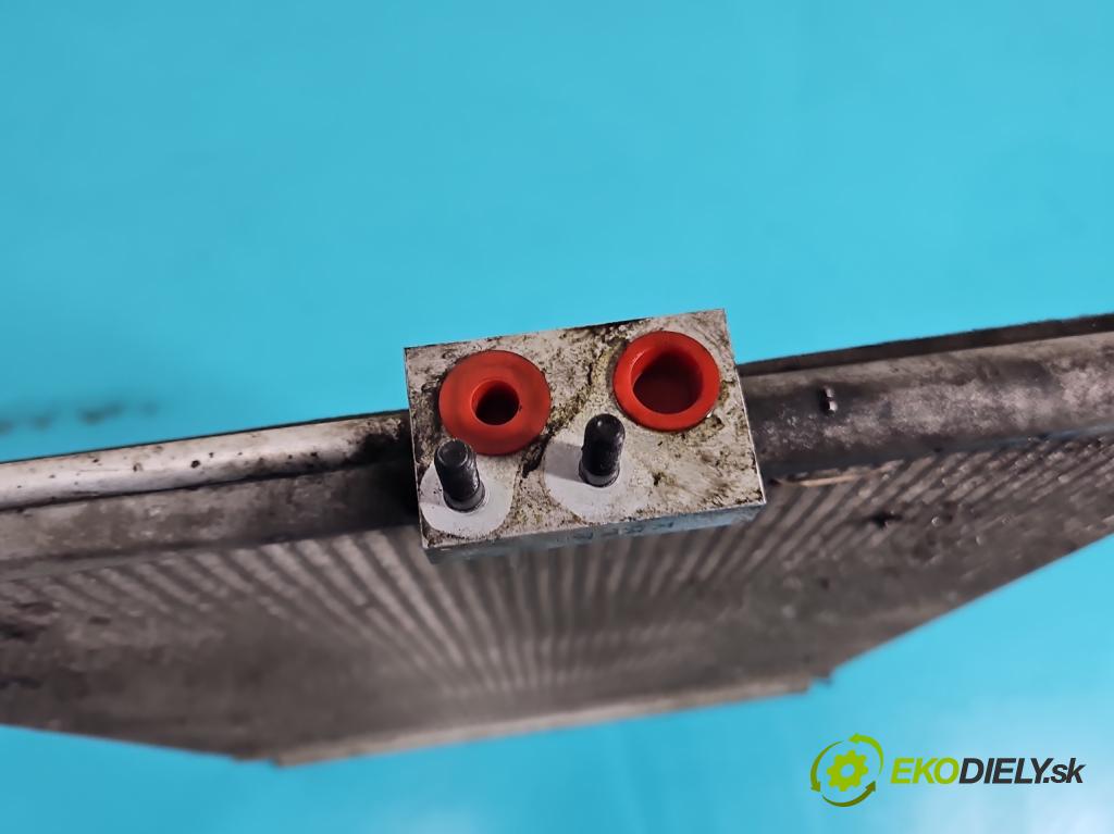 Kia Ceed II 2012-2018 1.6 CRDI 110 HP manual 81 kW 1582 cm3 5- chladič klimatizácie  (Chladiče klimatizácie)