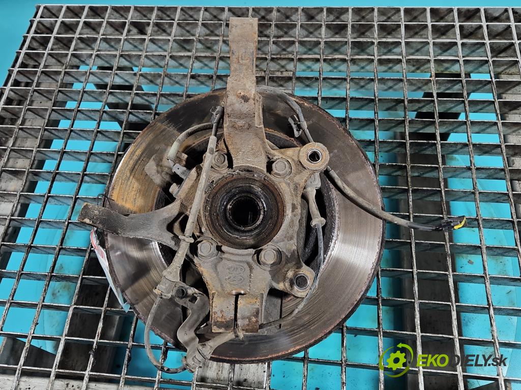 Kia Ceed II 2012-2018 1.6 CRDI 110 HP manual 81 kW 1582 cm3 5- náboj ľavé (Náboje)