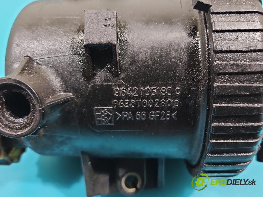 Citroen Xsara Picasso 2.0 HDI 90 HP manual 66 kW 1997 cm3 5- obal filtra palivo 9642105180C