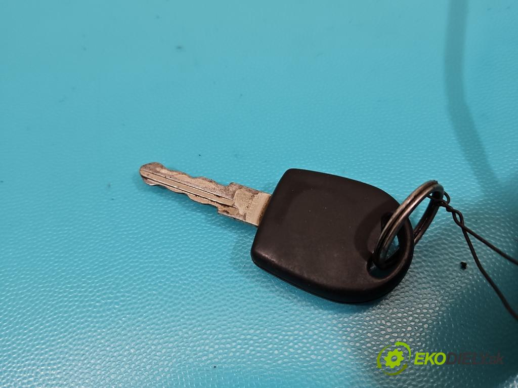 Vw Passat B3 1988-1993 1.9 td 75 HP manual 55 kW 1896 cm3 5- rukoväť predné ľavé mimo:  (Vonkajšie predné ľavé)