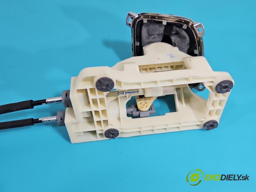 Kia Ceed II 2012-2018 1.6 CRDI 110 HP manual 81 kW 1582 cm3 5- Páka: Změny: stupeň,rýchlosť 43700-A2300 (Rýchlostná páka (kulisa))