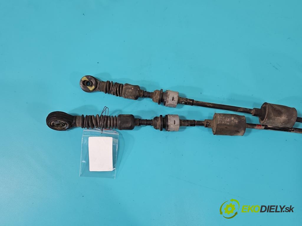 Kia Ceed II 2012-2018 1.6 CRDI 110 HP manual 81 kW 1582 cm3 5- Páka: Změny: stupeň,rýchlosť 43700-A2300 (Rýchlostná páka (kulisa))