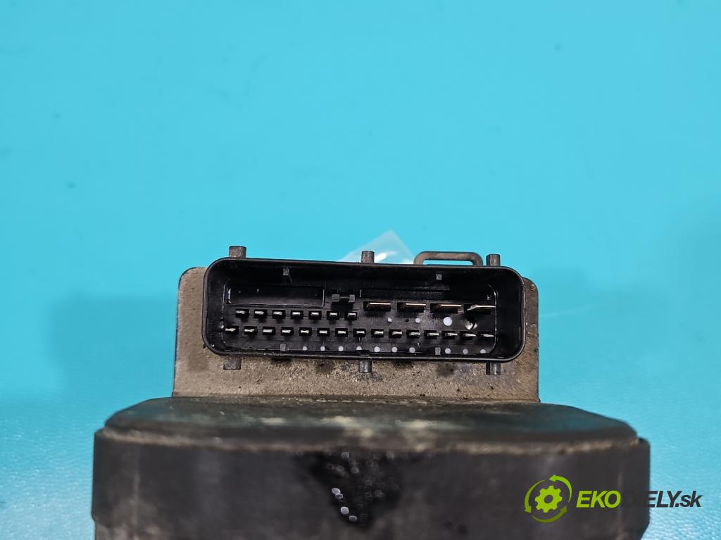 Citroen Xsara Picasso 2.0 HDI 90 HP manual 66 kW 1997 cm3 5- čerpadlo abs 9633666580 (Pumpy ABS)