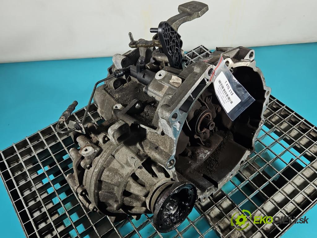 Vw Touran I 2003-2015 1.4 tsi 140 HP manual 103 kW 1390 cm3 5- prevodovka stupeň,rýchlosť manual KWB