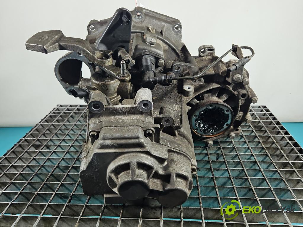 Vw Touran I 2003-2015 1.4 tsi 140 HP manual 103 kW 1390 cm3 5- prevodovka stupeň,rýchlosť manual KWB