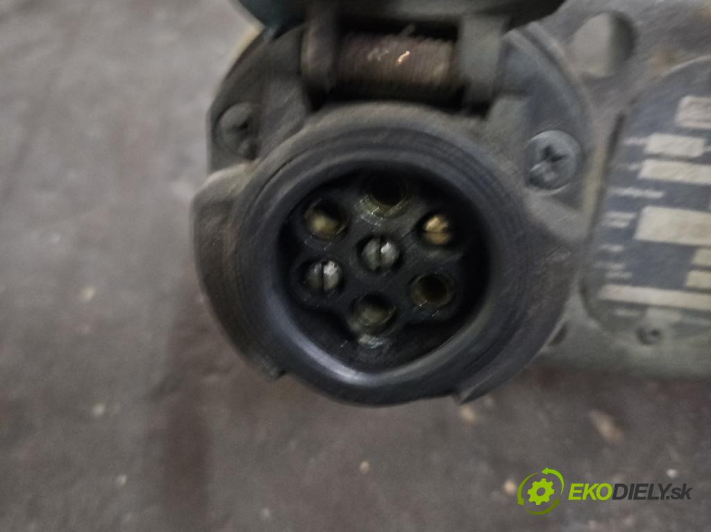 Vw Golf IV 1997-2003 1.9 TDI 90 hp manual 66 kW 1896 cm3 5- oko tažné  (Tažná zařízení)