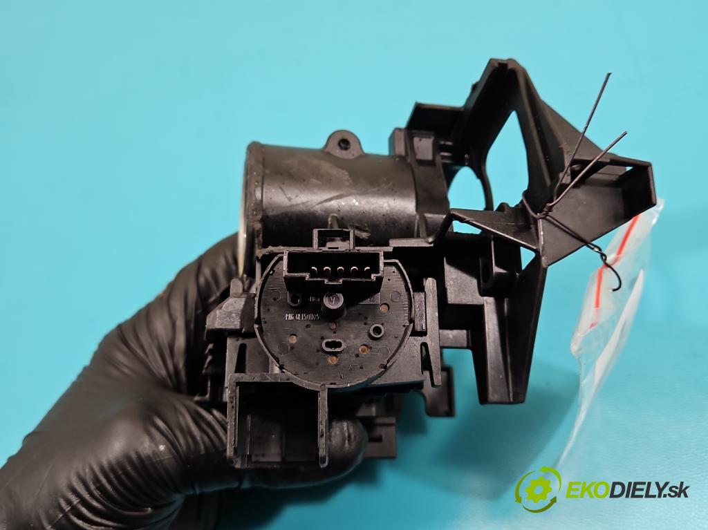 Opel Corsa C 2000-2006 1.2 16V 75 HP manual 55 kW 1199 cm3 3- Spínačka  (Spínacie skrinky a kľúče)