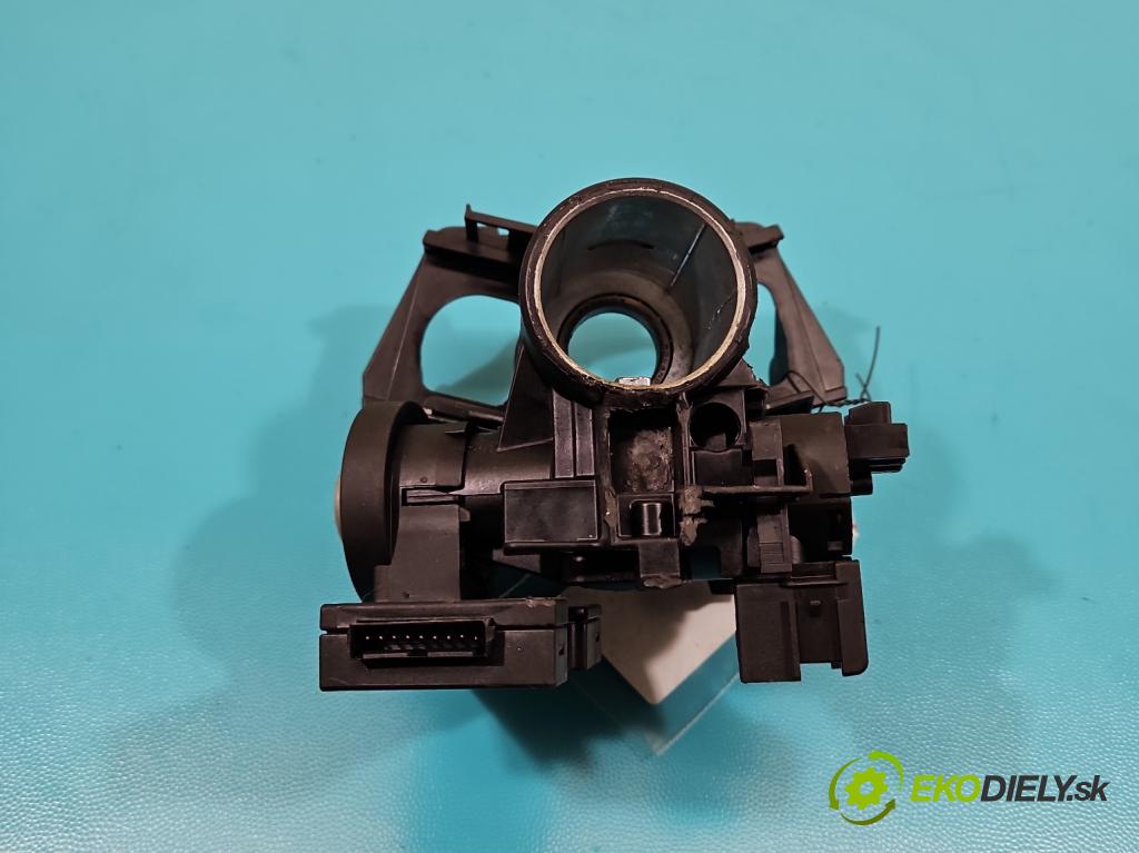 Opel Corsa C 2000-2006 1.2 16V 75 HP manual 55 kW 1199 cm3 3- Spínačka  (Spínacie skrinky a kľúče)