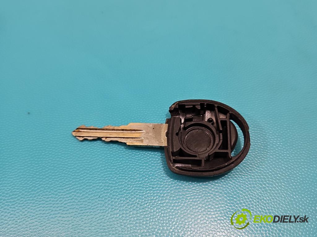 Opel Corsa C 2000-2006 1.2 16V 75 HP manual 55 kW 1199 cm3 3- Spínačka  (Spínacie skrinky a kľúče)