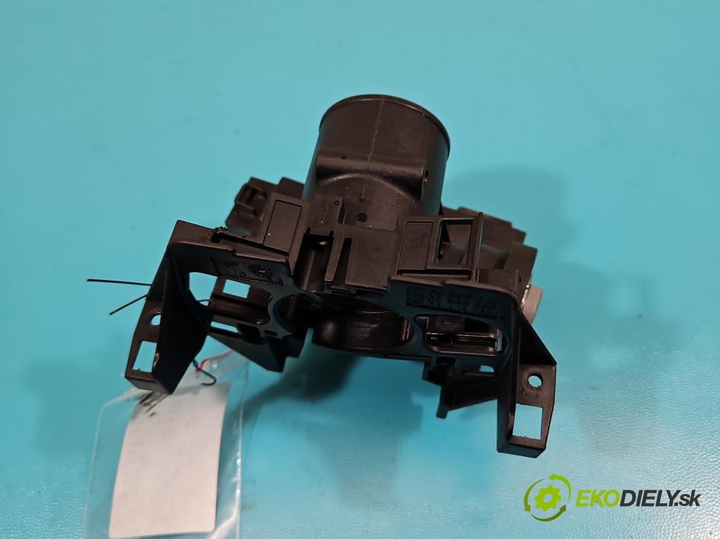 Opel Corsa C 2000-2006 1.2 16V 75 HP manual 55 kW 1199 cm3 3- Spínačka  (Spínacie skrinky a kľúče)