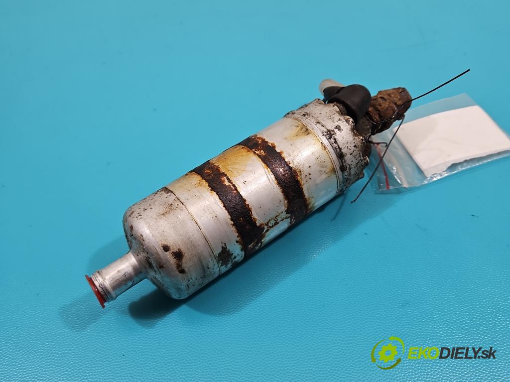 Mercedes E W210 1995-2002 2.0 136hp manual 100 kW 1998 cm3 4- čerpadlo paliva A0004706094