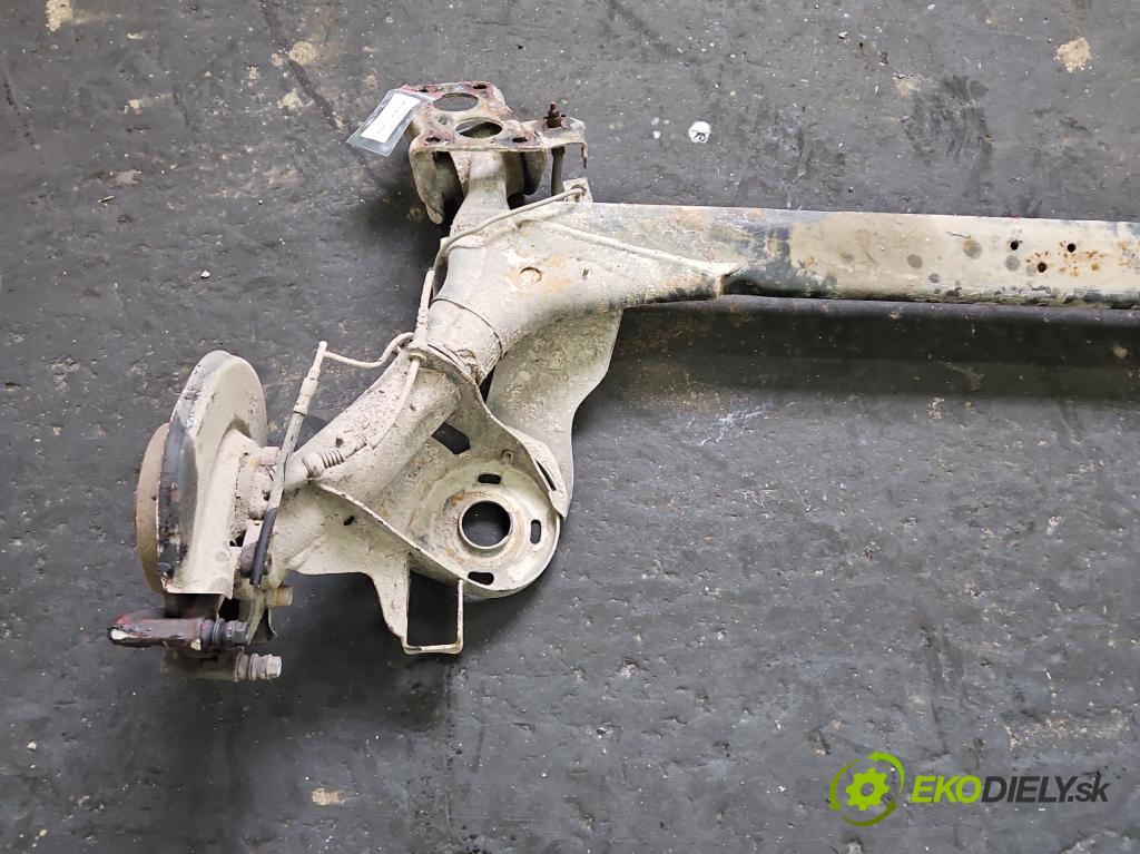 Vw Bora 1.9 TDI 90 hp manual 66 kW 1896 cm3 4- zadní výztuha  (Výztuhy zadní)