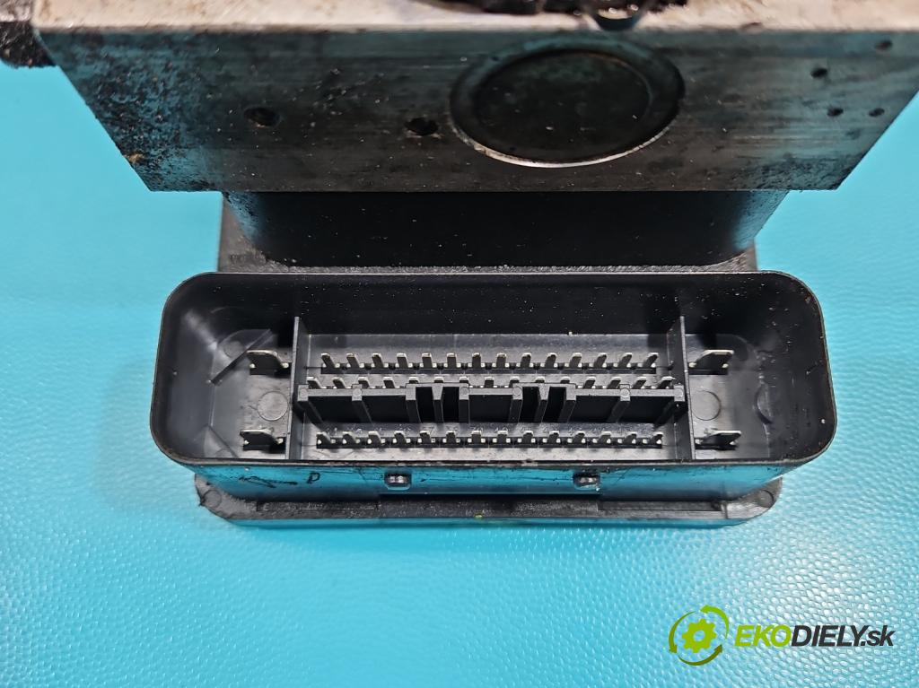 Vw Bora 1.9 TDI 90 HP manual 66 kW 1896 cm3 4- čerpadlo abs 1J0614117F (Pumpy ABS)