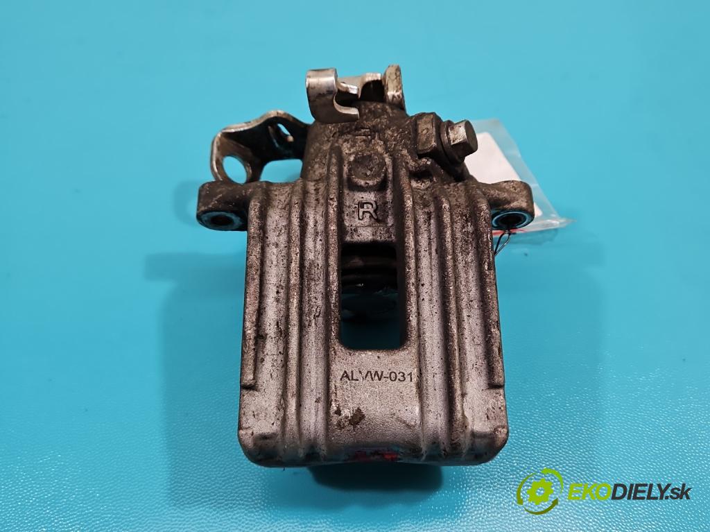 Vw Bora 1.9 TDI 90 HP manual 66 kW 1896 cm3 4- brzdič zadné pravý (Ostatné)