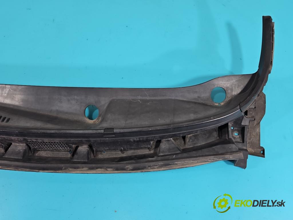 Nissan Note I 2006-2012 1.4 16V 88 HP manual 65 kW 1386 cm3 5- torpédo 668629U100 (Torpédo (plast pod čelným sklom))