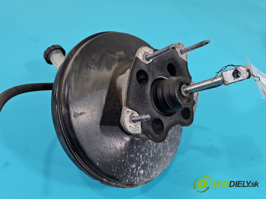 Nissan Note I 2006-2012 1.4 16V 88 HP manual 65 kW 1386 cm3 5- servo brzdové 8200123844