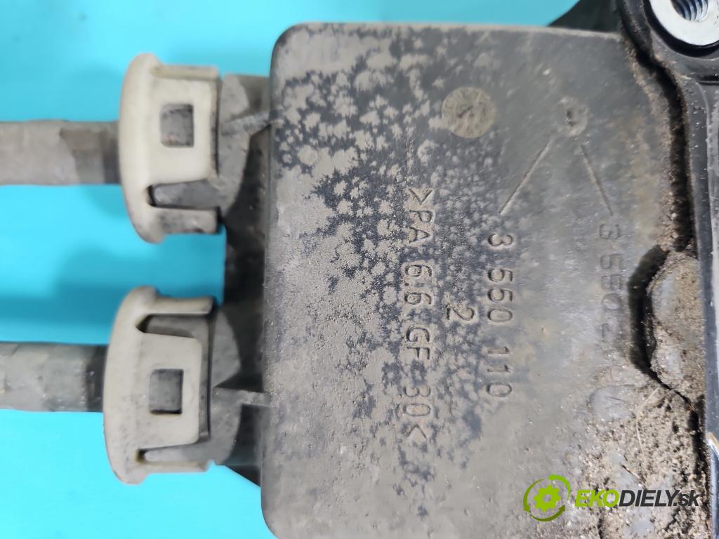 Nissan Note I 2006-2012 1.4 16V 88 HP manual 65 kW 1386 cm3 5- Páka: Změny: stupeň,rýchlosť 34108BC00A (Rýchlostná páka (kulisa))