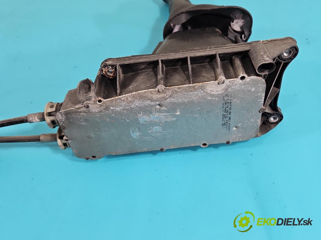 Nissan Note I 2006-2012 1.4 16V 88 HP manual 65 kW 1386 cm3 5- Páka: Změny: stupeň,rýchlosť 34108BC00A (Rýchlostná páka (kulisa))