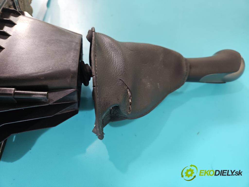 Nissan Note I 2006-2012 1.4 16V 88 HP manual 65 kW 1386 cm3 5- Páka: Změny: stupeň,rýchlosť 34108BC00A (Rýchlostná páka (kulisa))