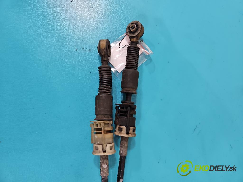 Nissan Note I 2006-2012 1.4 16V 88 HP manual 65 kW 1386 cm3 5- Páka: Změny: stupeň,rýchlosť 34108BC00A (Rýchlostná páka (kulisa))