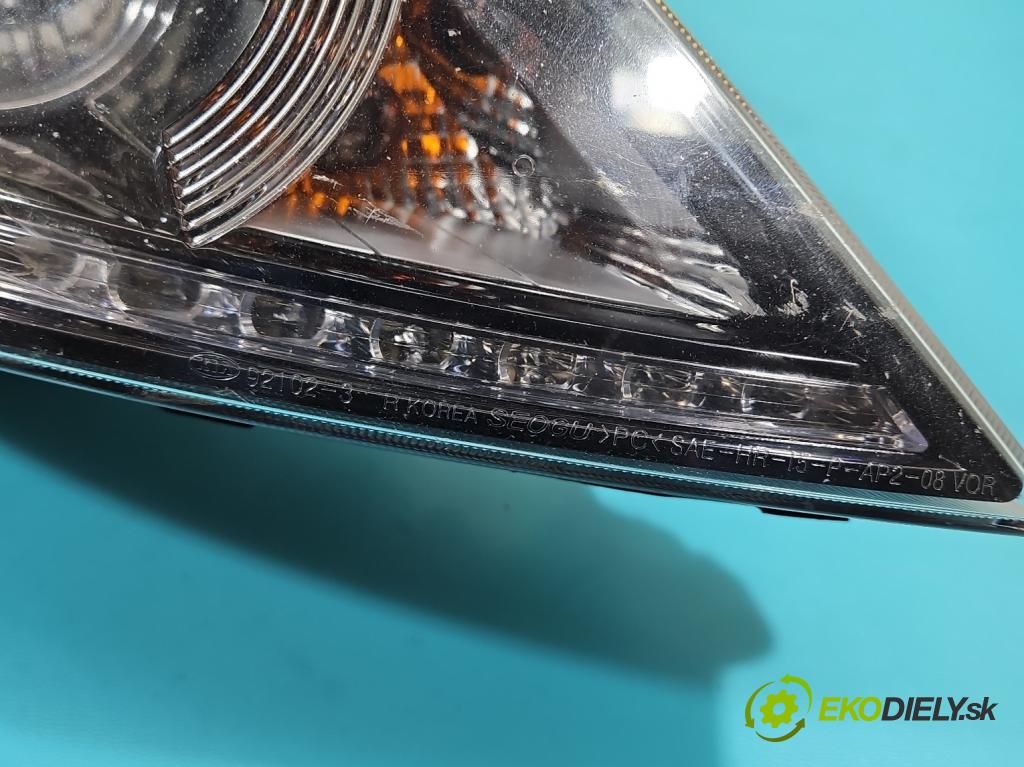 Kia Sportage III 2010-2015 2.0 CRDI 184hp automatic 135 kW 1998 cm3 5- Reflektor: pravý  (Pravé)