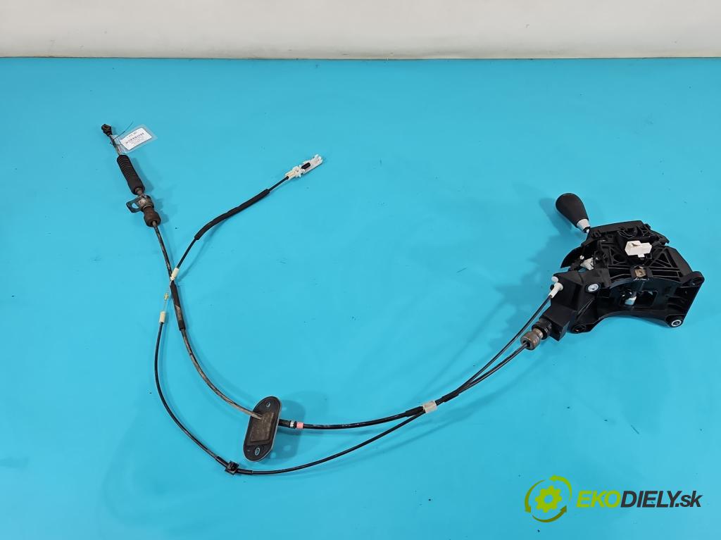 Mazda CX-9 2006-2015 3.7 V6 273KM: automatic 201 kW 3726 cm3 5- Páka: Změny: stupeň,rýchlosť  (Rýchlostná páka (kulisa))