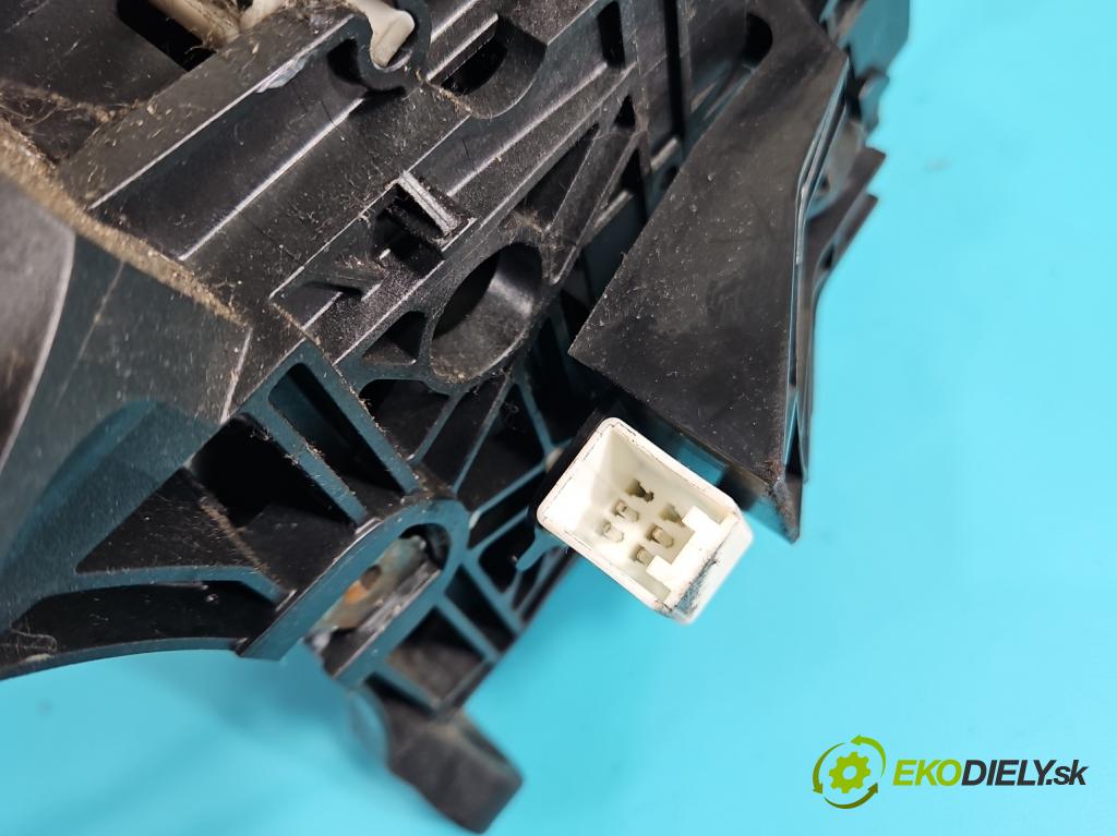 Mazda CX-9 2006-2015 3.7 V6 273KM: automatic 201 kW 3726 cm3 5- Páka: Změny: stupeň,rýchlosť  (Rýchlostná páka (kulisa))