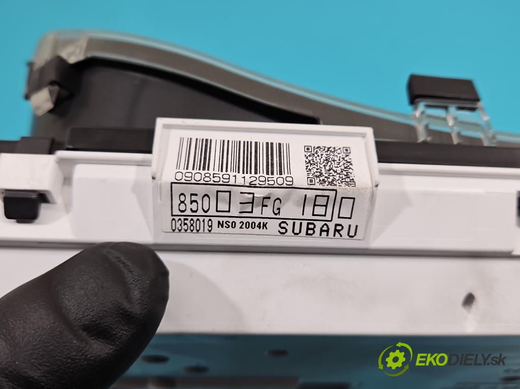 Subaru Impreza III GH 2007-2012 1.5 boxer 107 HP manual 79 kW 1498 cm3 5- prístrojovka/ budíky 0358019 (Prístrojové dosky, displeje)