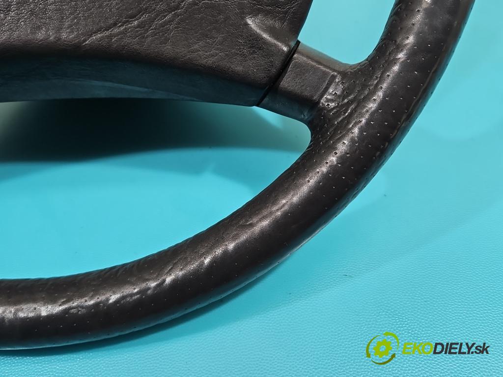 Mercedes 190 201 2.0 injekcia: mechanický 118 HP automatic 87 kW 1977 cm3 4- volant  (Volanty)