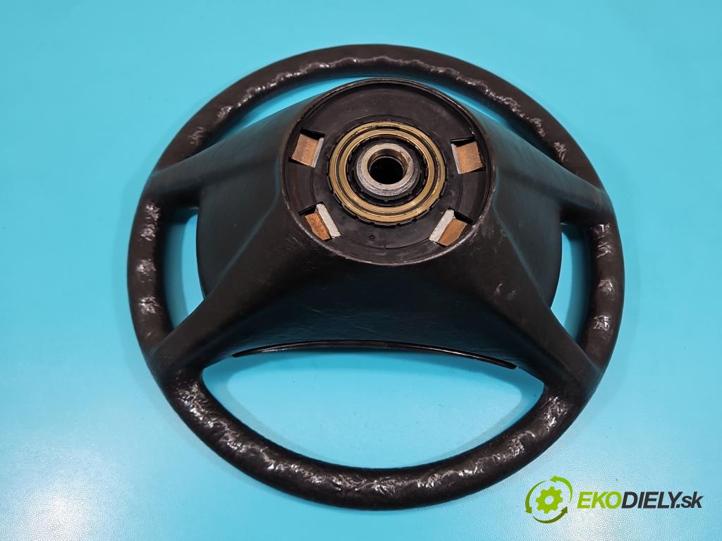 Mercedes 190 201 2.0 injekcia: mechanický 118 HP automatic 87 kW 1977 cm3 4- volant  (Volanty)